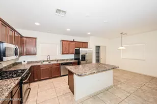 326 West Herschel H. Hobbs Place, Vail, AZ 85641 - Photo 7