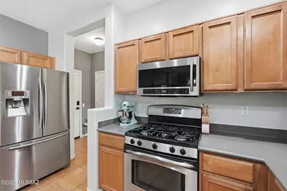 887 W Vuelta Granadina, Sahuarita, AZ 85629 - Photo 17
