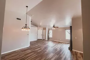 12718 N Fallen Fence Ln, Marana, AZ 85653 - Photo 19
