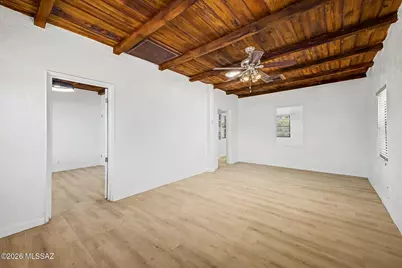 518 S Longfellow Avenue, Tucson, AZ 85711 - Photo 7
