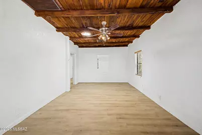 518 S Longfellow Avenue, Tucson, AZ 85711 - Photo 11