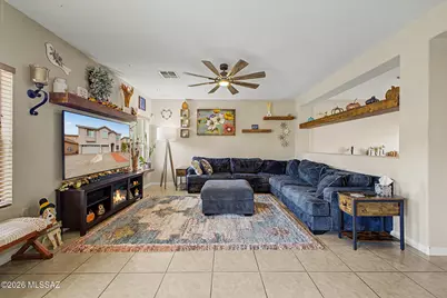 879 W Vuelta Granadina, Sahuarita, AZ 85629 - Photo 11
