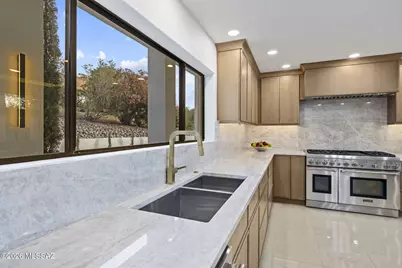 295 W Valle Del Oro Road, Oro Valley, AZ 85737 - Photo 13