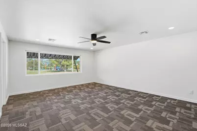 5324 E 8th Street E, Tucson, AZ 85711 - Photo 9