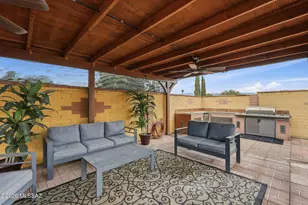 8325 E Rolling Ridge St, Tucson, AZ 85710 - Photo 31