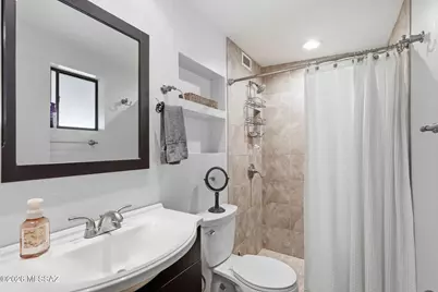 8325 E Rolling Ridge Street, Tucson, AZ 85710 - Photo 17