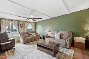 8325 E Rolling Ridge St, Tucson, AZ 85710 - Photo 5