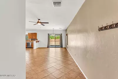 7689 E Fair Meadows Loop, Tucson, AZ 85756 - Photo 7