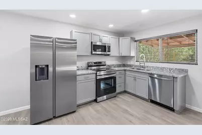 2891 W Saint Tropaz Avenue, Tucson, AZ 85713 - Photo 15