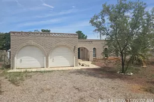 104 N Neff Pl, Sunsites, AZ 85625 - Photo 1
