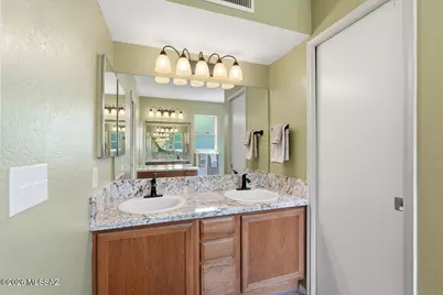 10040 E Watson Drive, Tucson, AZ 85730 - Photo 33