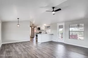 7652 W Zorro Rd, Tucson, AZ 85757 - Photo 7