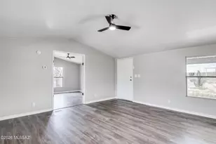 7652 W Zorro Rd, Tucson, AZ 85757 - Photo 31