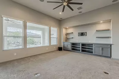 525 N Sonoma Vista Drive, Green Valley, AZ 85614 - Photo 9