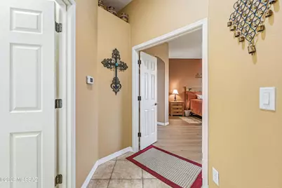 1101 W Mountain Nugget Drive, Green Valley, AZ 85614 - Photo 17