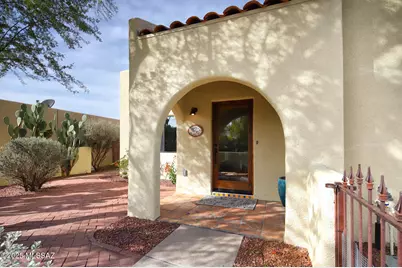 9131 N Ironwood Meadows Drive, Tucson, AZ 85742 - Photo 1