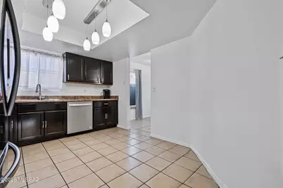 2064 W Brittain Drive, Tucson, AZ 85705 - Photo 9
