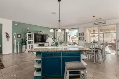 1680 W Mariquita Street, Green Valley, AZ 85622 - Photo 11