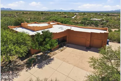 2255 S Buried Rock Place, Green Valley, AZ 85614 - Photo 3