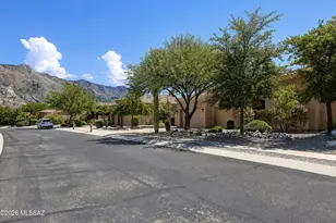 6124 N Pinnacle Ridge Dr, Tucson, AZ 85718 - Photo 47