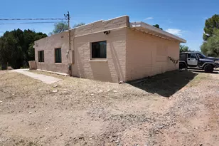 1371 E Bristol Dr, Nogales, AZ 85621 - Photo 3