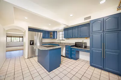 2284 W Paseo Cielo, Tucson, AZ 85742 - Photo 5