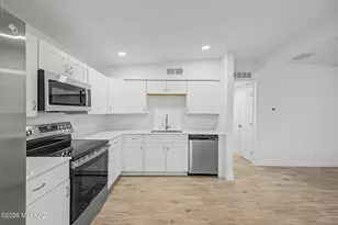 909 W Ohio St, Tucson, AZ 85714 - Photo 13