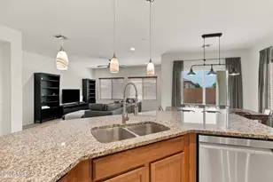 12361 N Fernsbury Dr, Marana, AZ 85653 - Photo 37