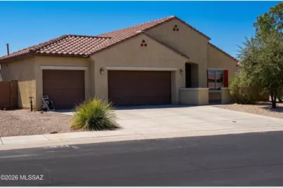 12361 N Fernsbury Drive, Marana, AZ 85653 - Photo 1