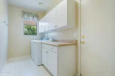 62408 E Amberwood Drive, Tucson, AZ 85739 - Photo 33