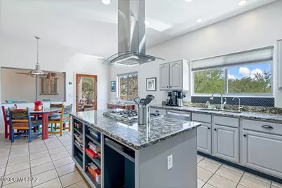 3402 W Foxes Den Drive, Tucson, AZ 85745 - Photo 15