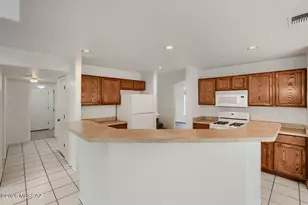 6760 W Alegria Dr, Tucson, AZ 85743 - Photo 11