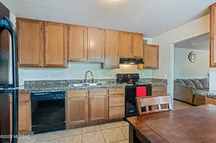2728 N La Verne Ave, Tucson, AZ 85712 - Photo 9