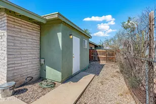 2728 N La Verne Ave, Tucson, AZ 85712 - Photo 25