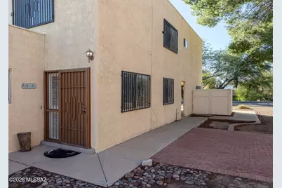 6718 E Calle La Paz #C, Tucson, AZ 85715 - Photo 11
