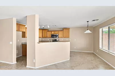 712 W Amber Sun Drive, Green Valley, AZ 85614 - Photo 23