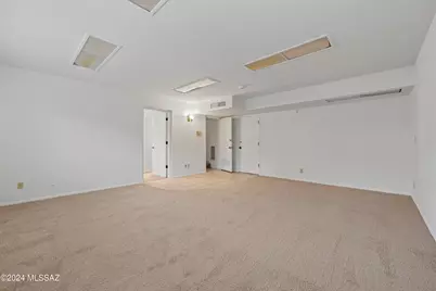 1435 E Indian Wells Road, Tucson, AZ 85718 - Photo 37