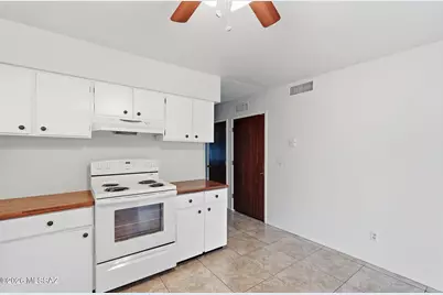 9871 E Sellarole Road, Tucson, AZ 85730 - Photo 13
