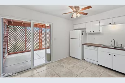 9871 E Sellarole Road, Tucson, AZ 85730 - Photo 11