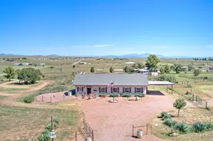 105 Los Encinos Rd, Sonoita, AZ 85637 - Photo 1