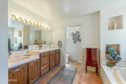 721 E Linda Vista Boulevard, Oro Valley, AZ 85704 - Photo 29