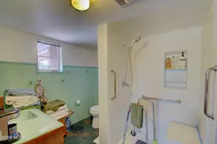 1302 N Sahuara Ave, Tucson, AZ 85712 - Photo 19