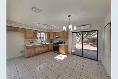 1061 E Parkway Drive, Nogales, AZ 85621 - Photo 9