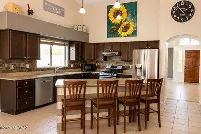 981 W Turnstone Place, Tucson, AZ 85737 - Photo 13