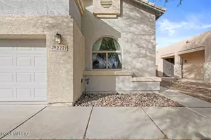 2221 N Avenida TABICA, Green Valley, AZ 85614 - Photo 3