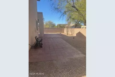 7692 W Innutian Court, Tucson, AZ 85743 - Photo 7