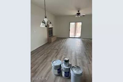 7692 W Innutian Court, Tucson, AZ 85743 - Photo 5