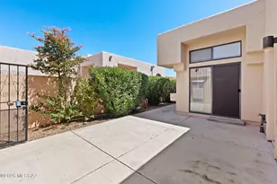 3362 N Carrywood Dr, Tucson, AZ 85712 - Photo 3