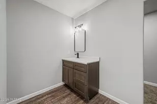 6024 S Kirtley Dr, Tucson, AZ 85706 - Photo 19