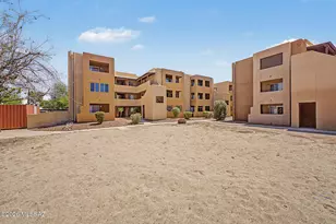 1810 E Blacklidge Dr, Tucson, AZ 85719 - Photo 25